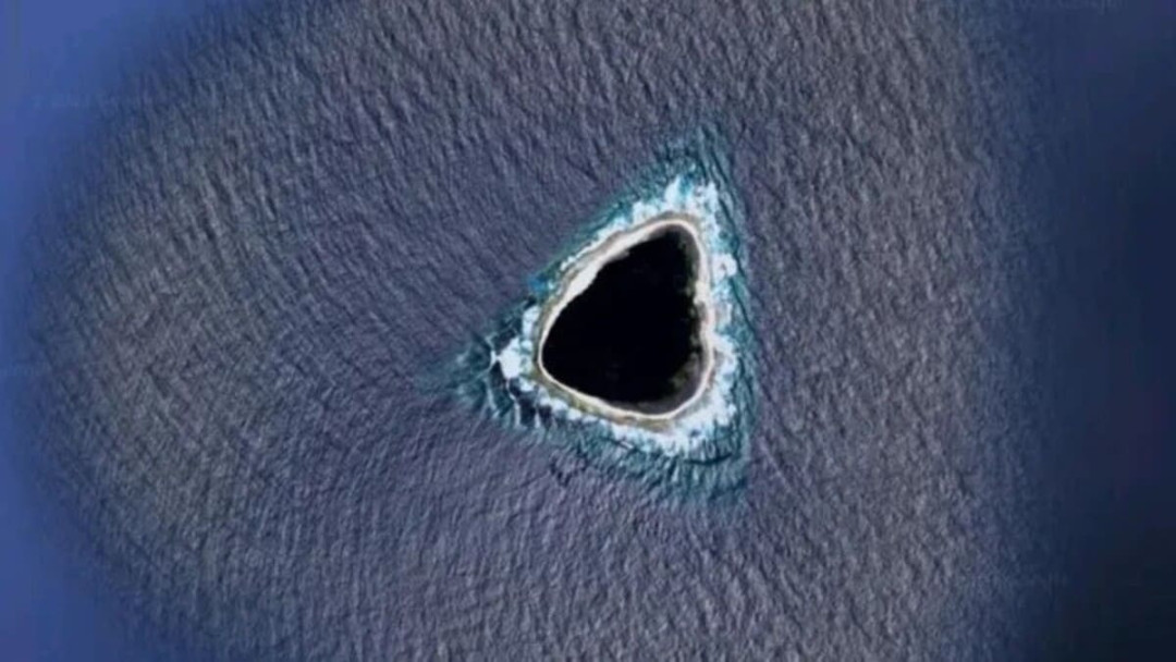 Остров Восток / © Google Maps