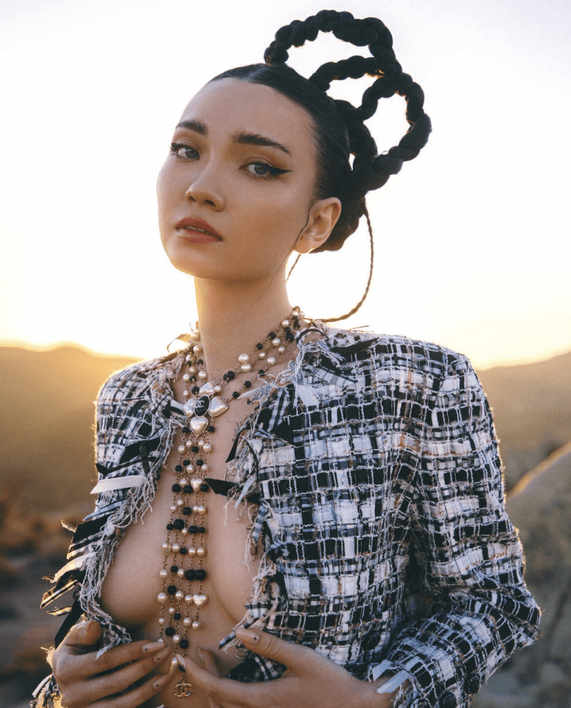 Жалаңаш Мария Ковальчук