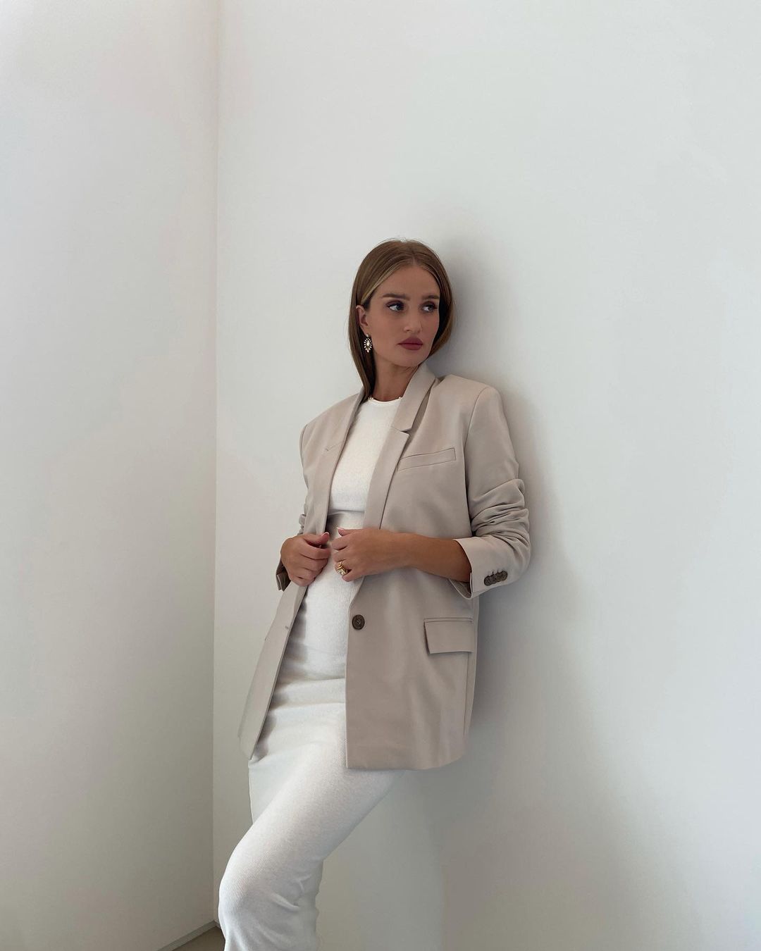 белое платье