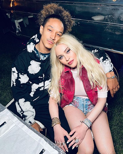 Мадонна рассталась