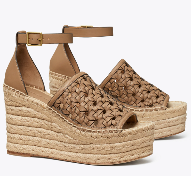 обувь заменит любую пару