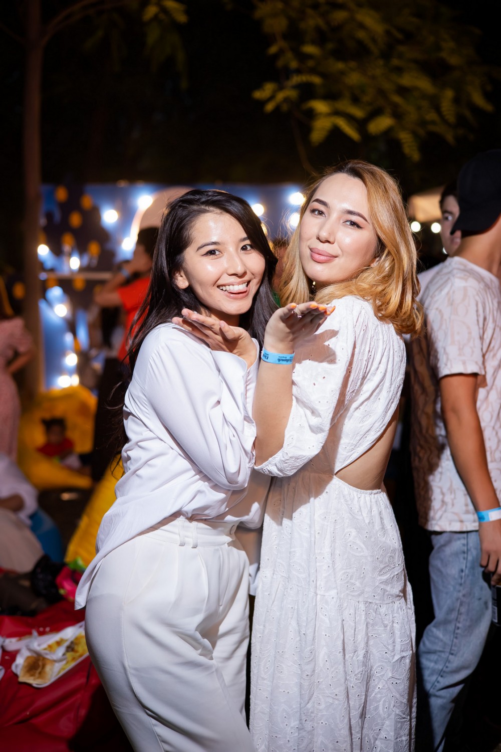 Esquire Пикник в Шымкенте