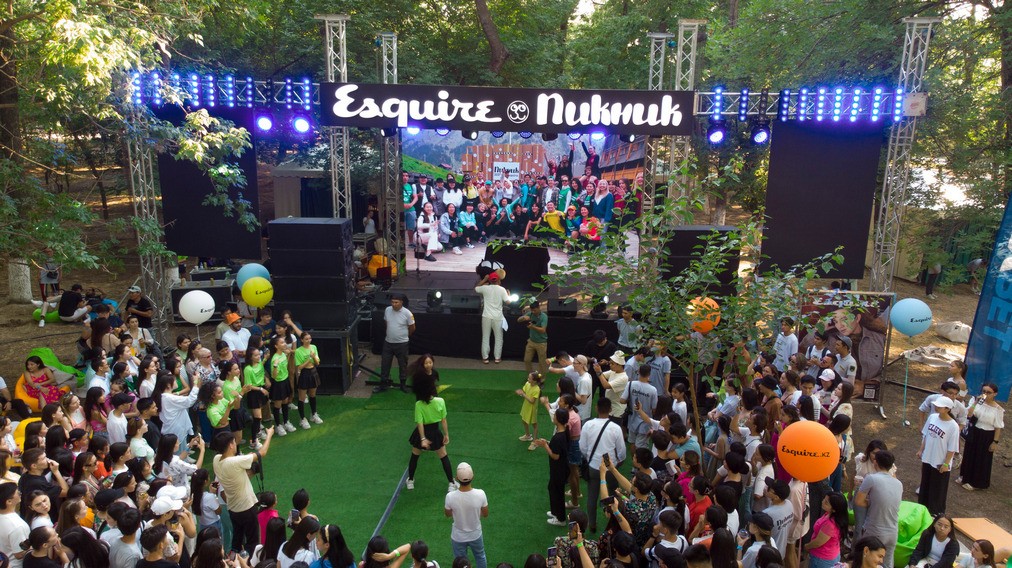 Esquire Пикник в Шымкенте