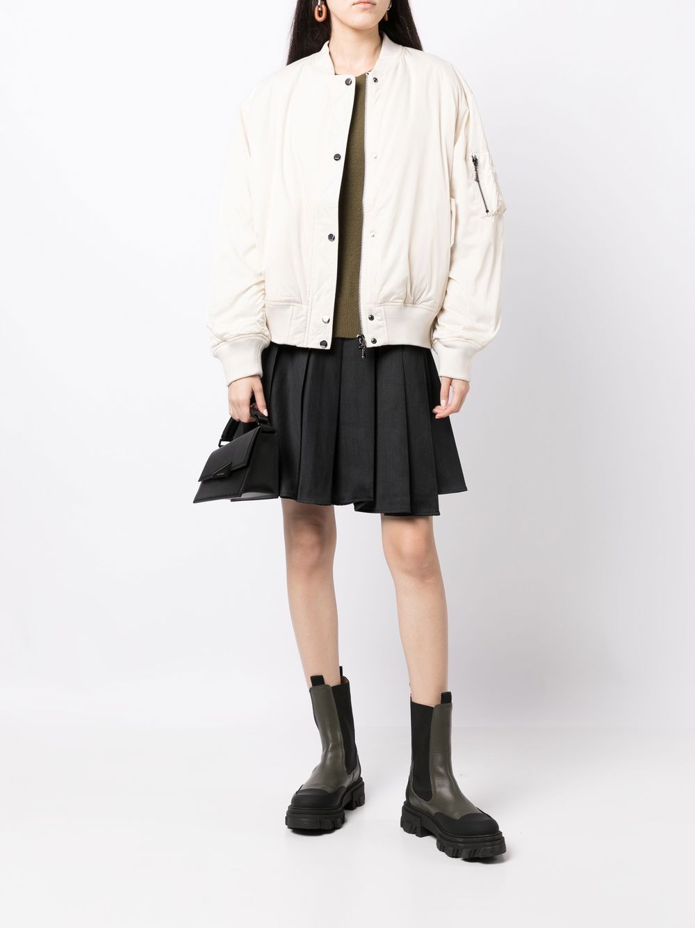 Бомбер @marzhana.mmc