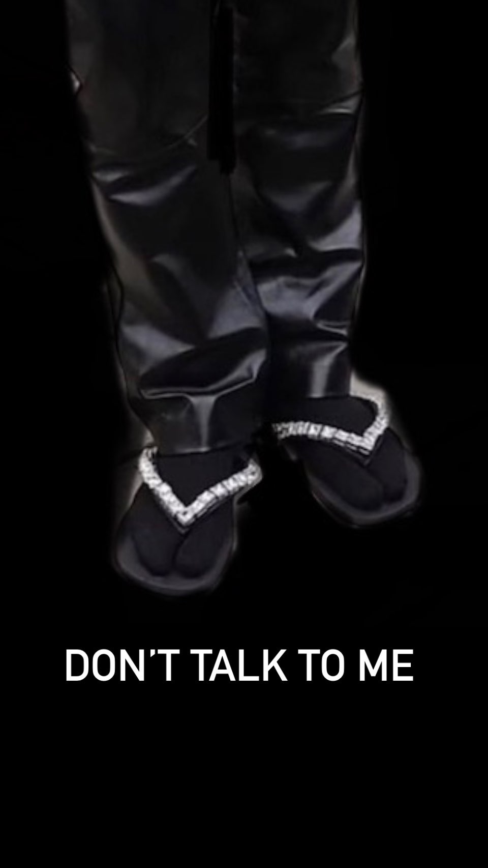 Канье Уэст с носками