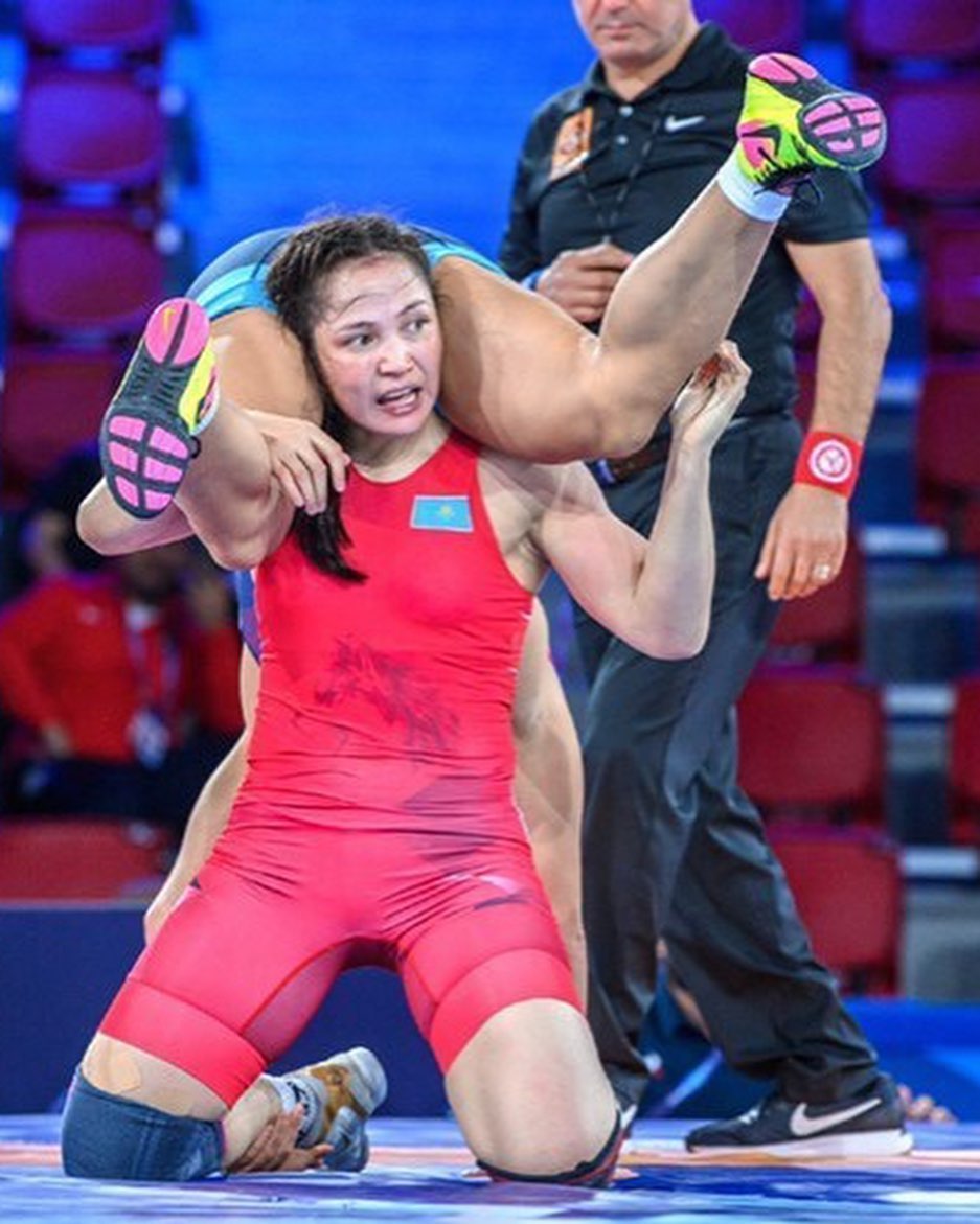 5 казахстанских женщин-борцов