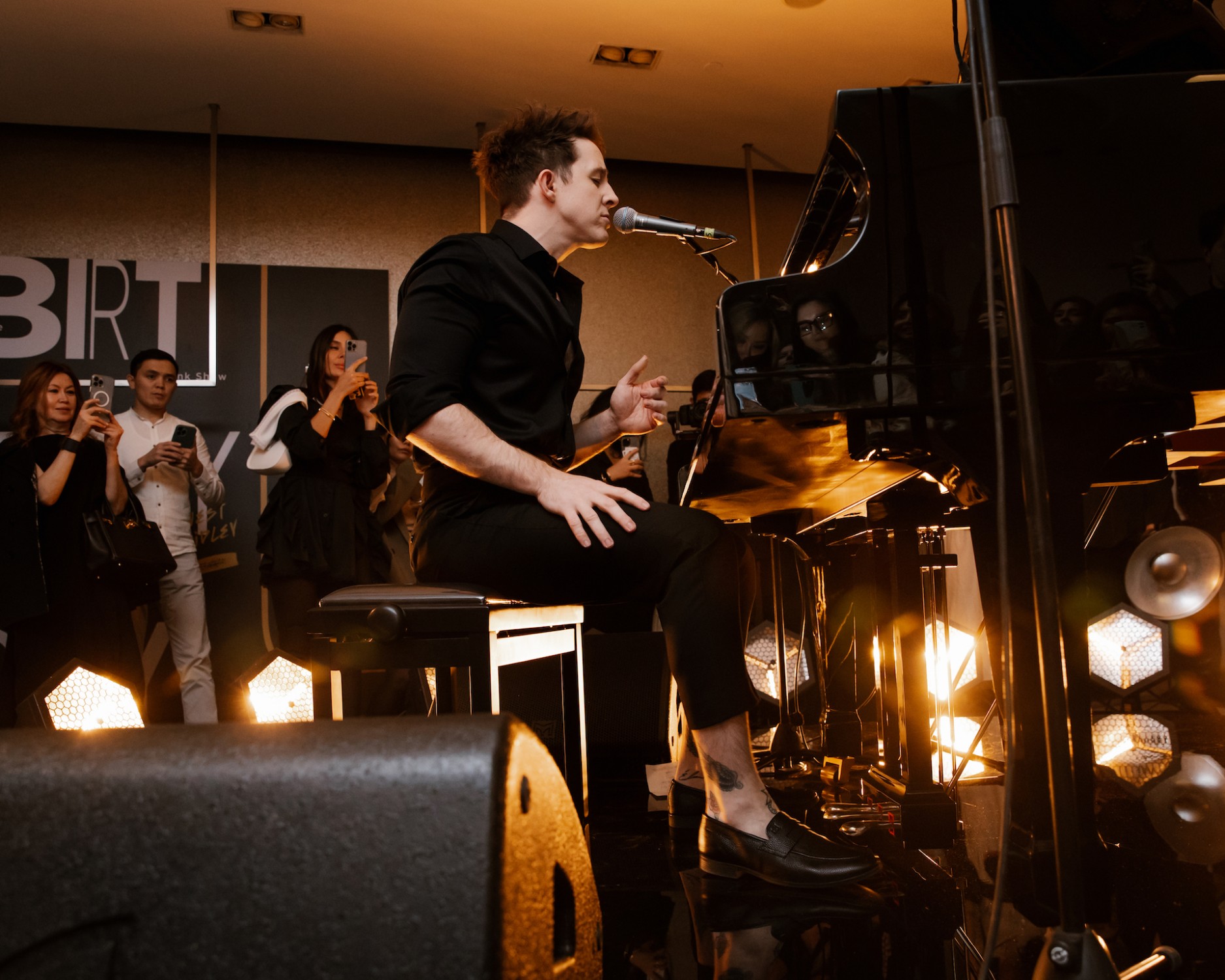 вечеринка Saks Fifth Avenue Almaty