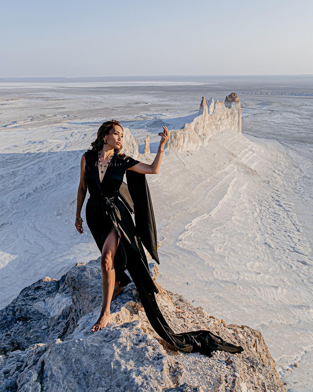 Самые громкие скандалы в казахском шоу-бизнесе за 2022 год