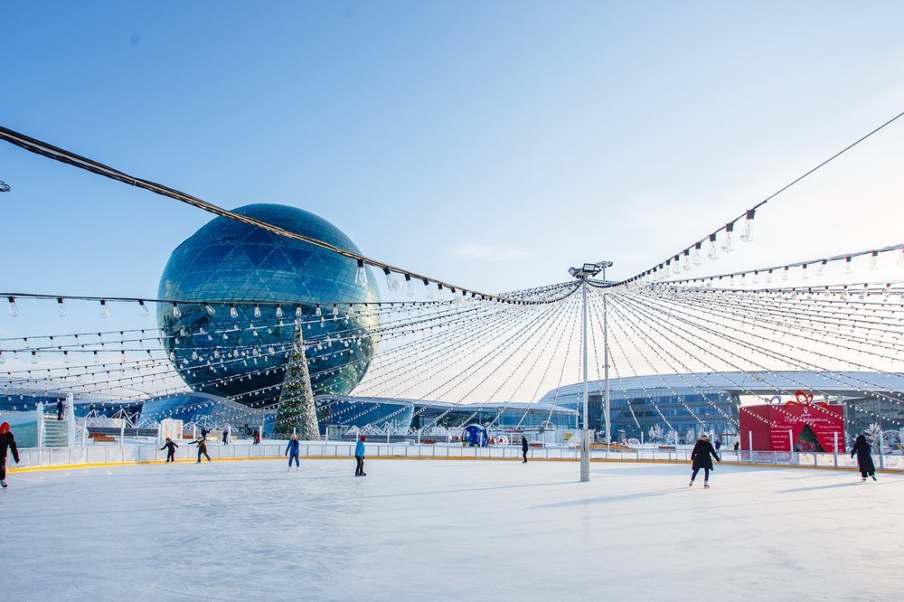 где покататься на коньках в Астане и Алматы
