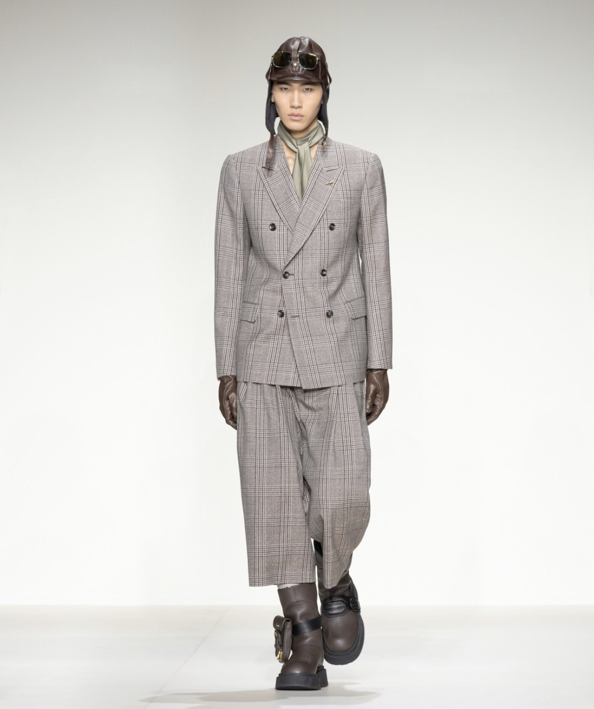 Emporio Armani Dolce & Gabbana Gucci