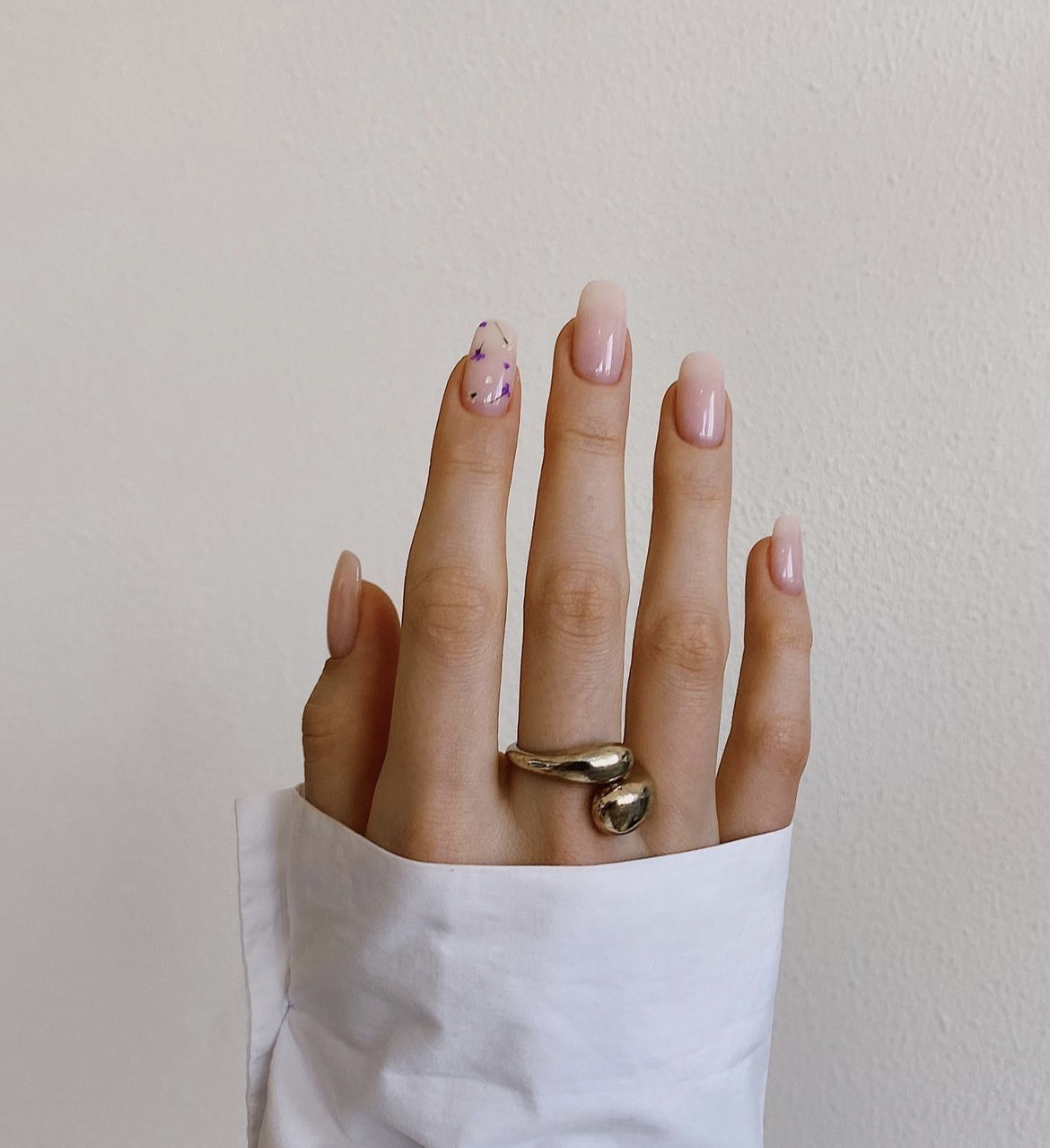 Эффект блеска для губ тренд