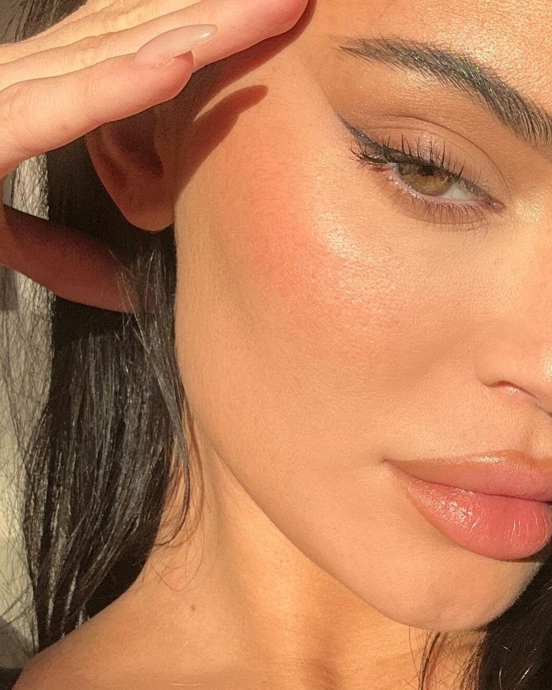 Кайли Дженнер и Хейли Бибер издеваются над Селеной Гомес