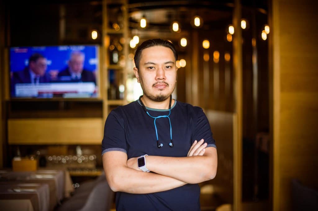 Казахстанец скончался под завалами в Турции