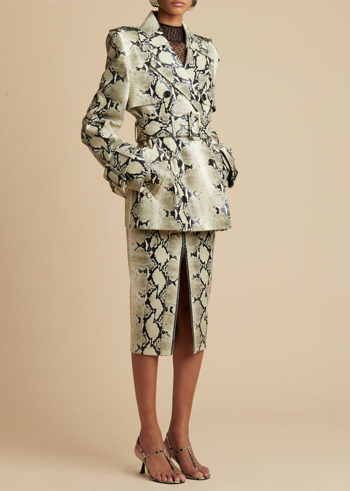 модные мастхэвы весна-лето 2023