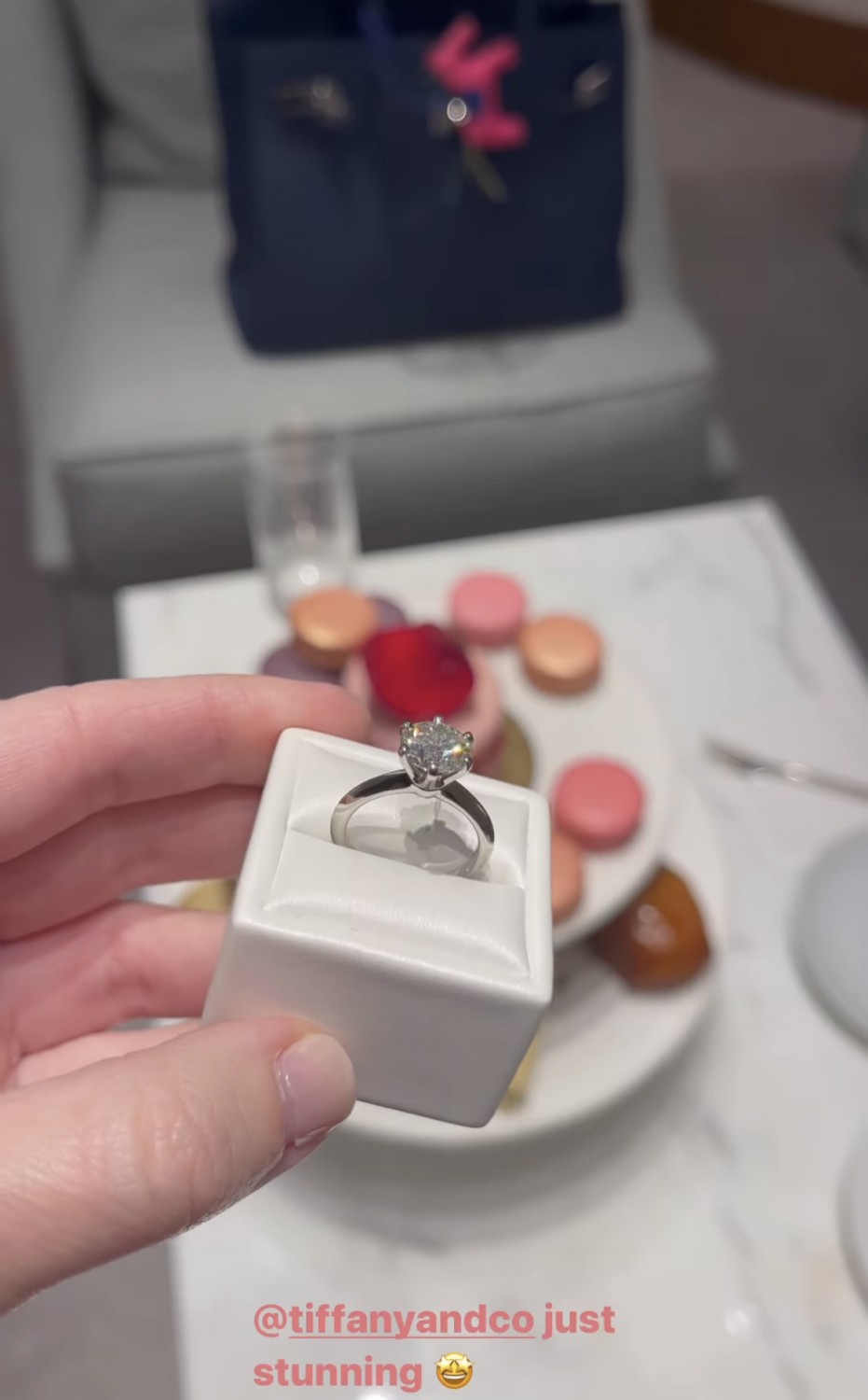 Ребел Уилсон обручилась