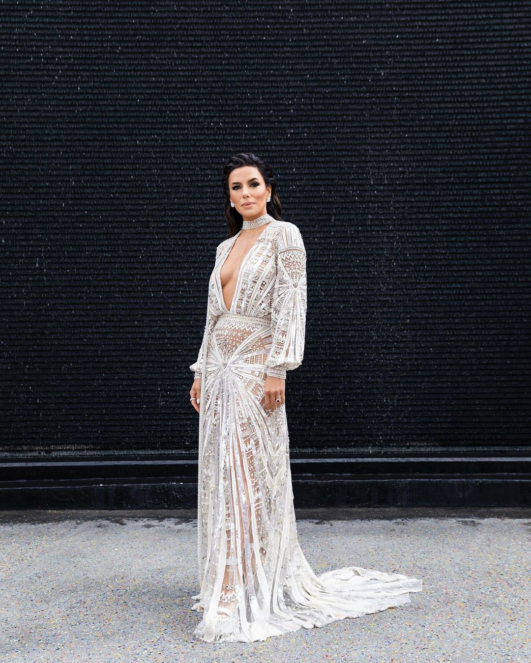 Неделя подготовки: Ева Лонгория рассказала о бьюти-рутине перед красной ковровой дорожкой «Оскара»