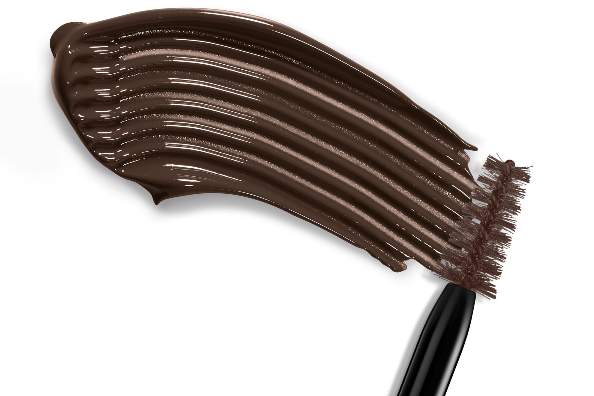 Как добиться идеальной формы бровей? Отвечает звездный визажист