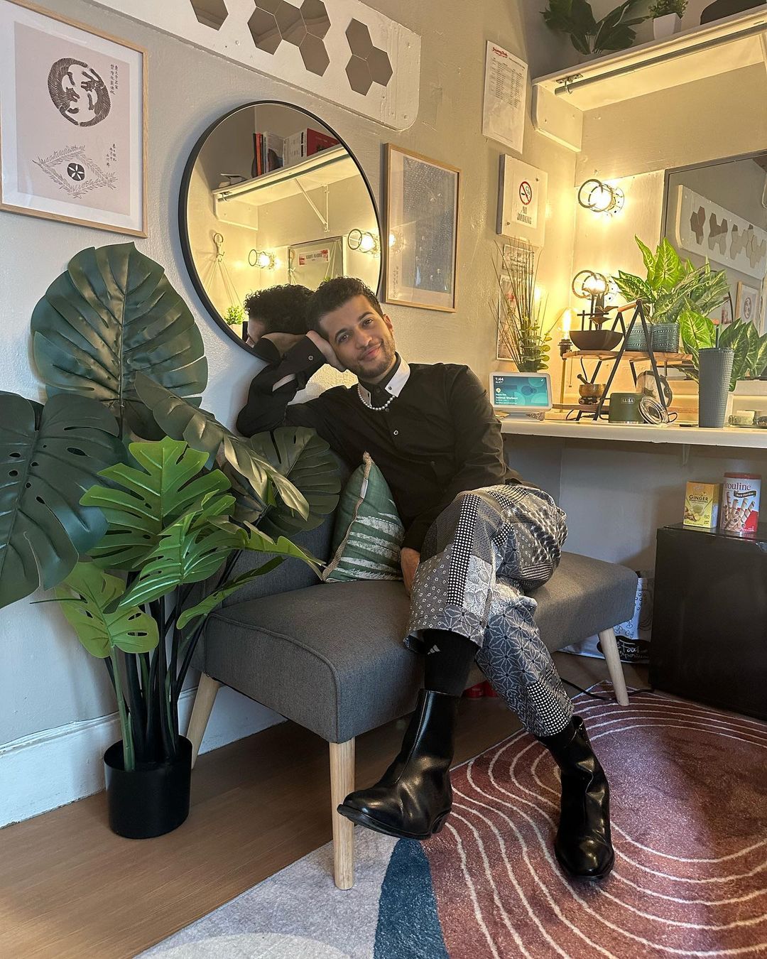 Звезды, которых в детстве удочерили/усыновили