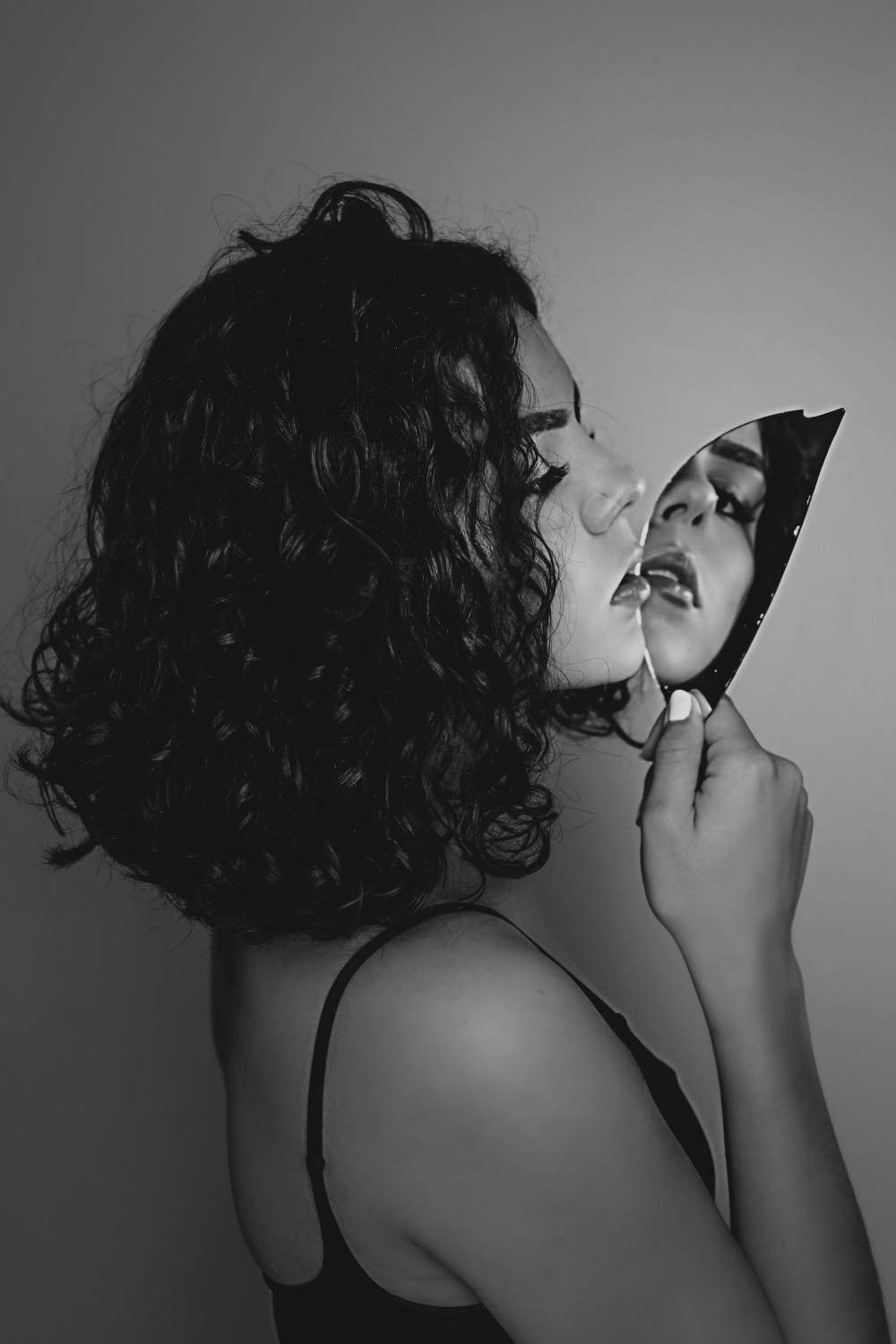 Центр вселенной: почему всегда хочется быть в центре внимания?