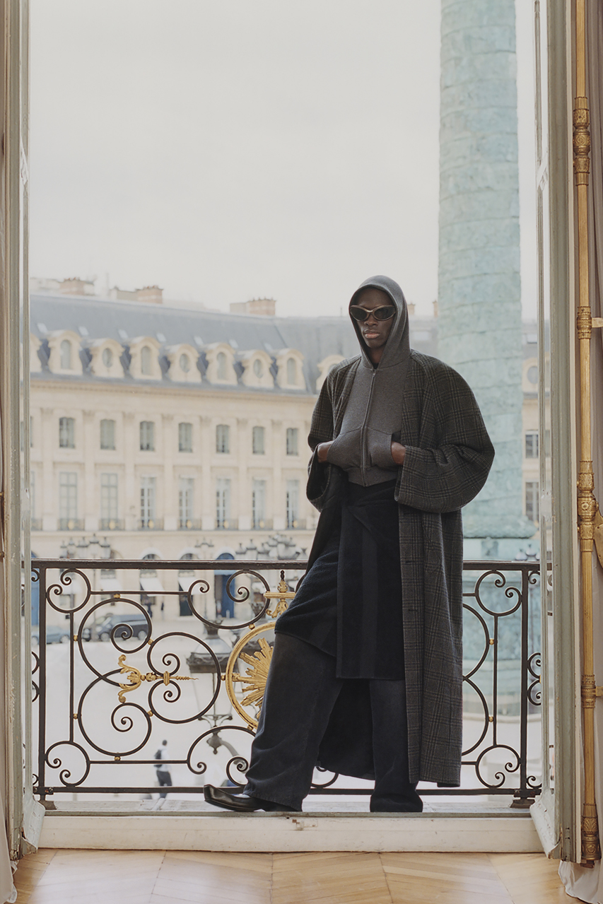 Balenciaga весна 2024