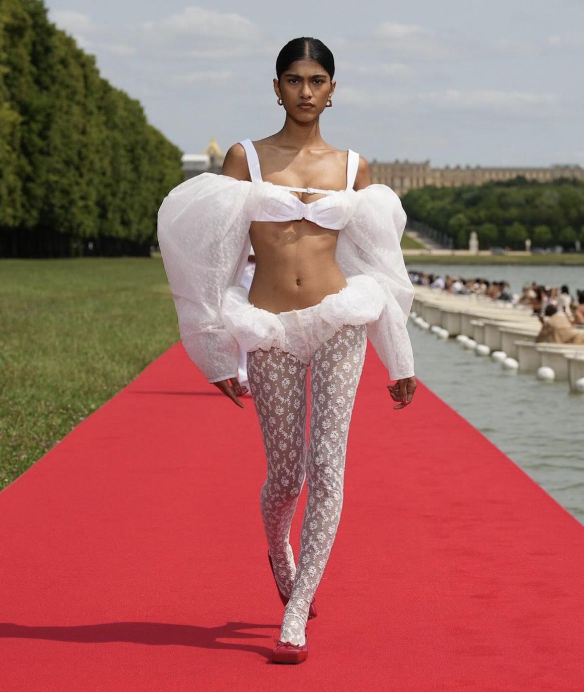 показ Jacquemus Fall 2023