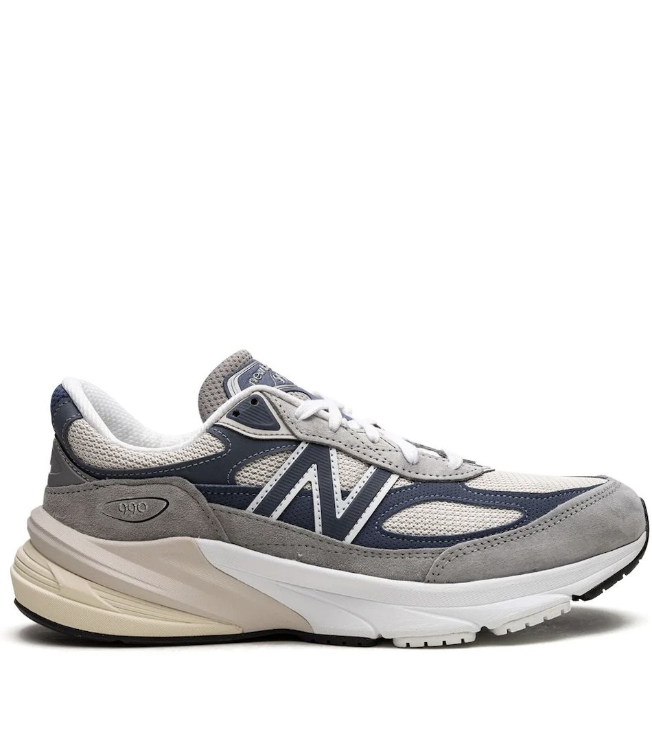 стильные кроссовки 2023