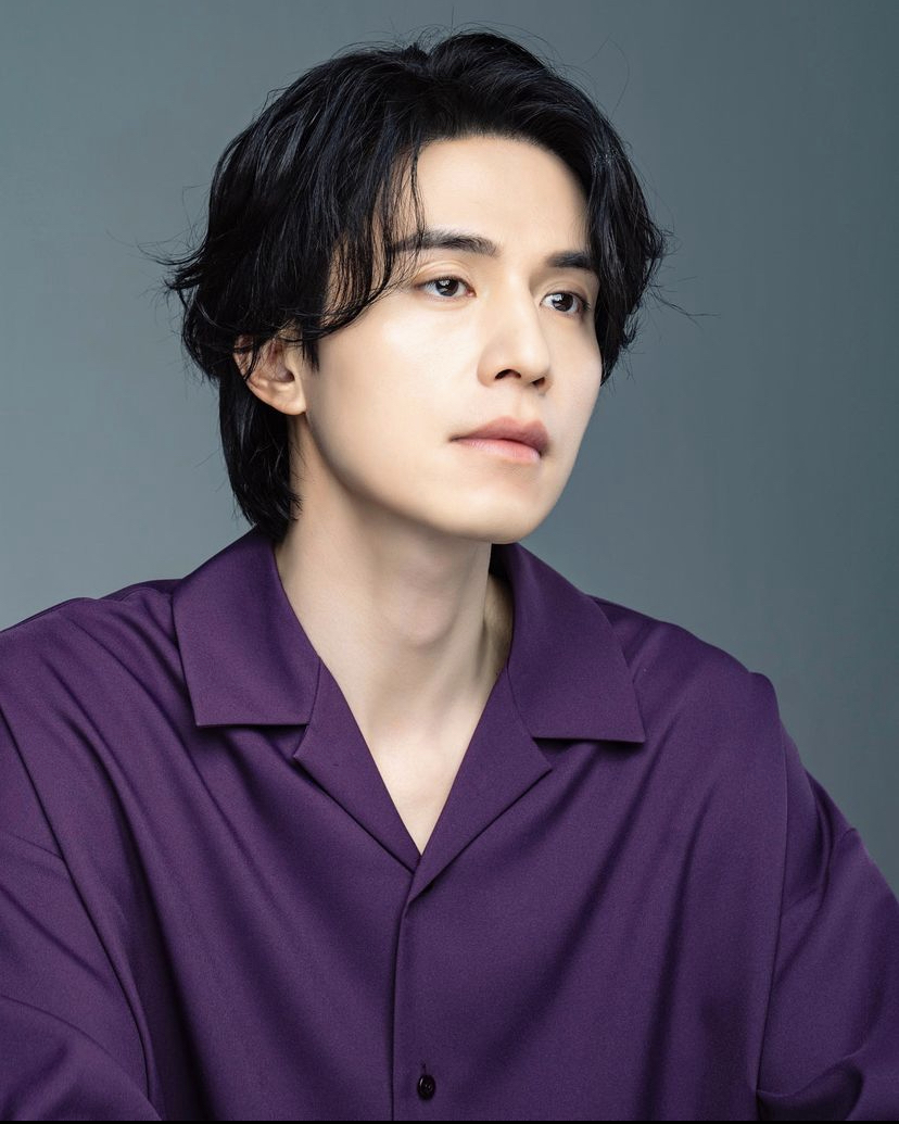 Lee Dong Wook (Ли ДонУк)