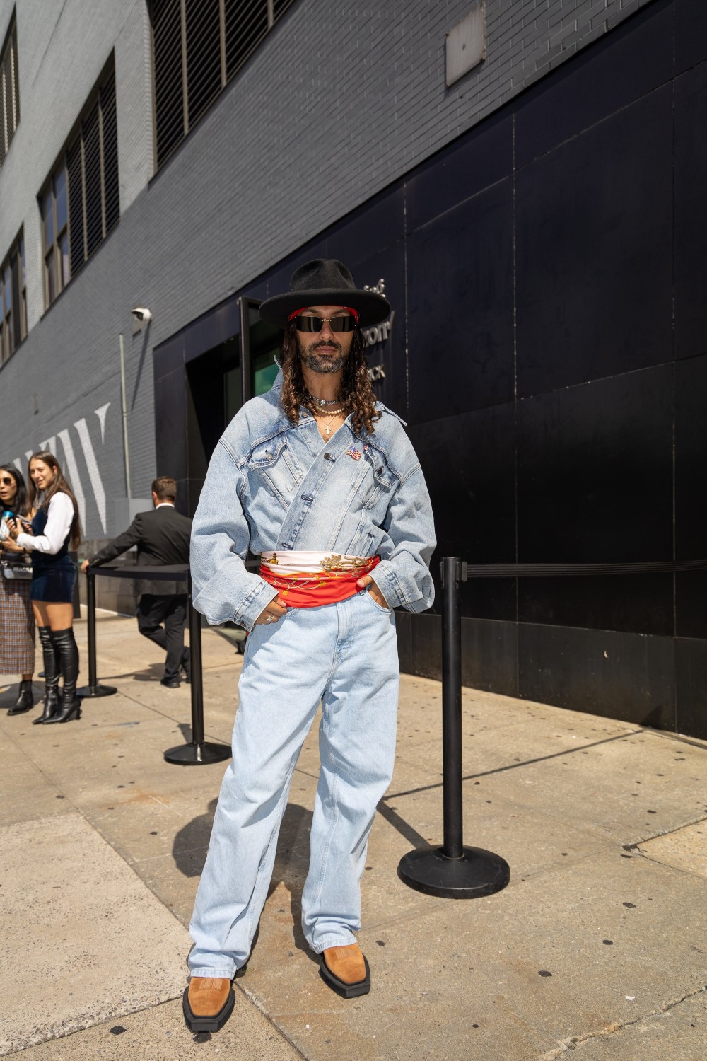 стритстайл  Недели моды в Нью-Йорке