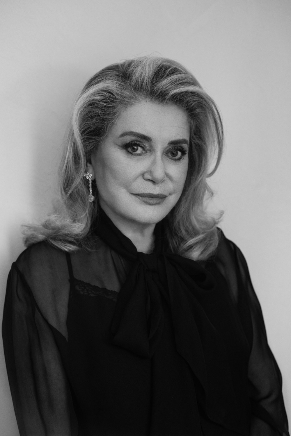 Эмма Коррин Cartier 