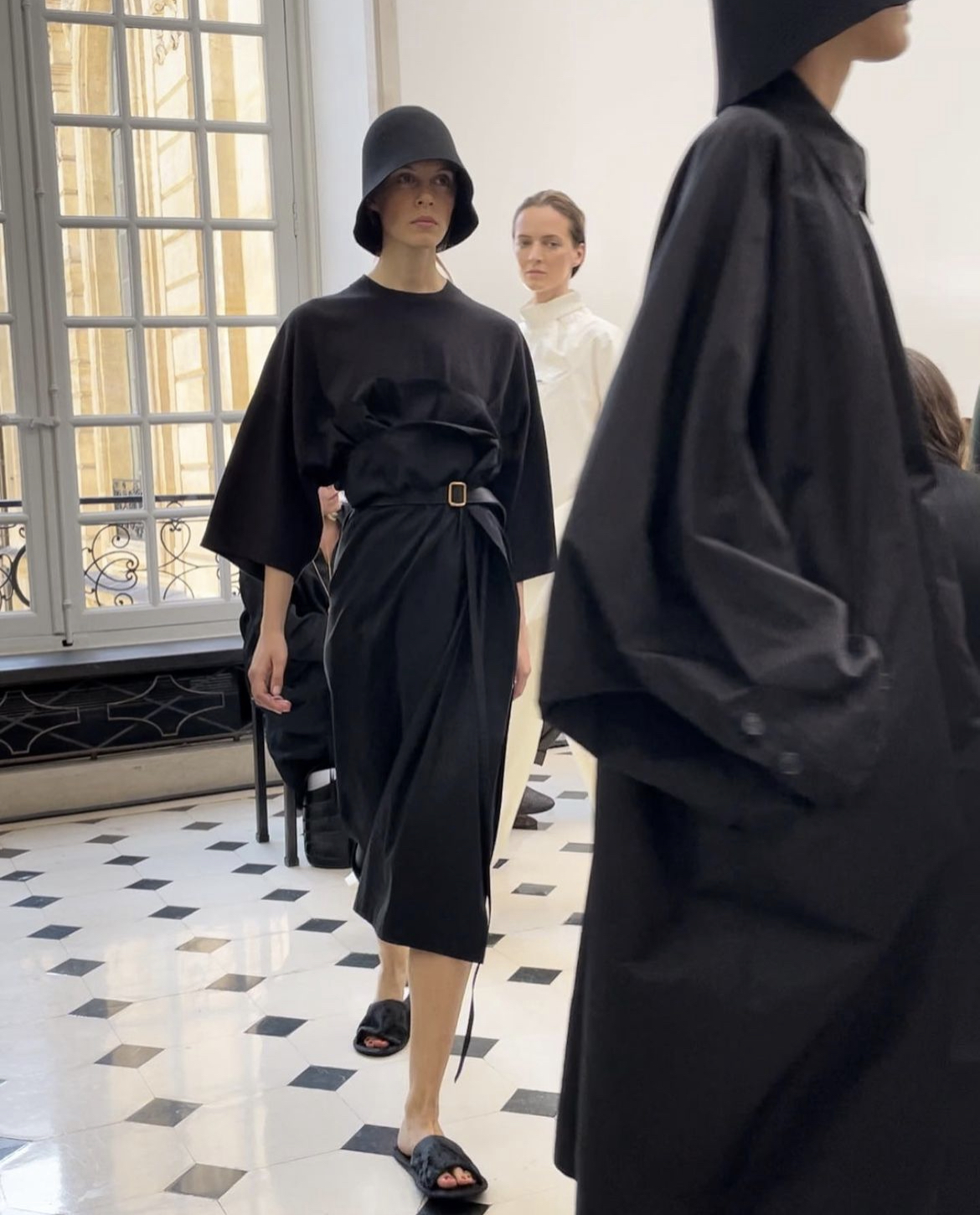 показ The Row SS24