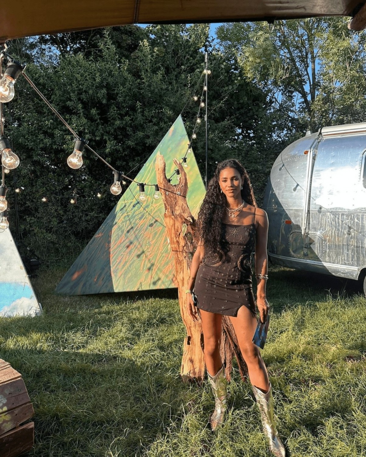 Кельвин Харрис женился Вик Хоуп