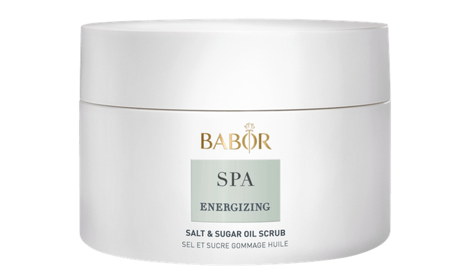 ELLE рекомендует: 5 скрабов для тела, без которых не обойтись этой зимой