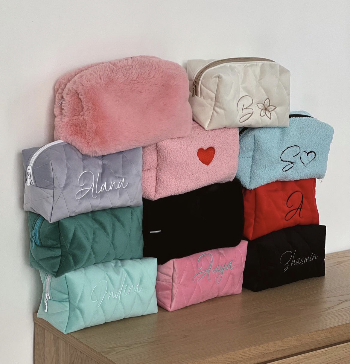 подарок Новый год в Казахстане