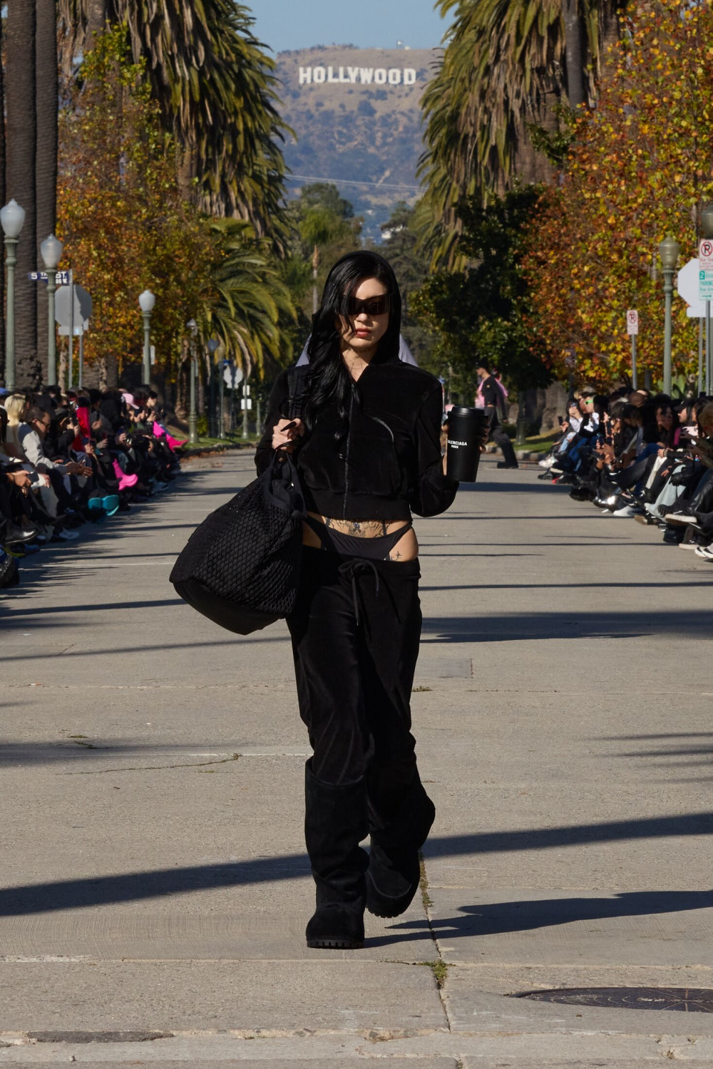 показ Balenciaga Fall 2024