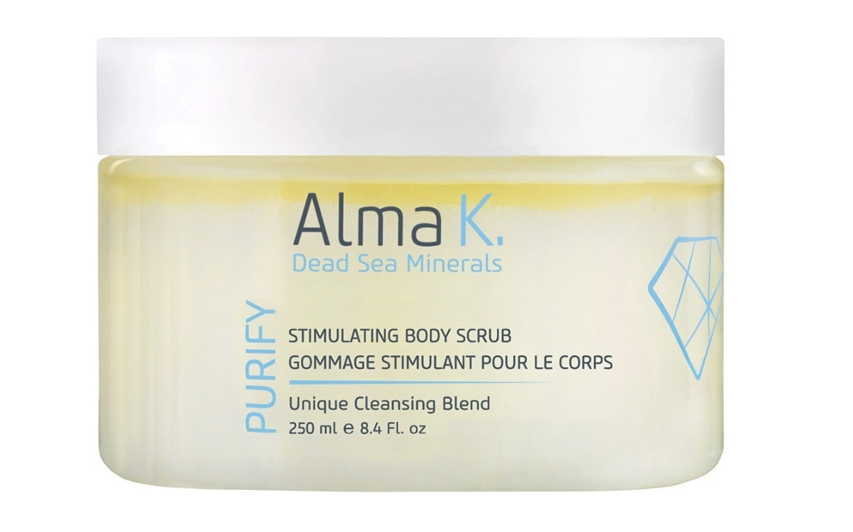 ELLE рекомендует: 5 скрабов для тела, без которых не обойтись этой зимой