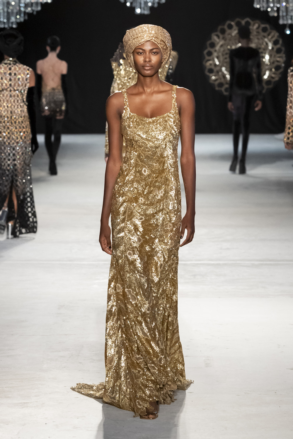 Неделя высокой моды