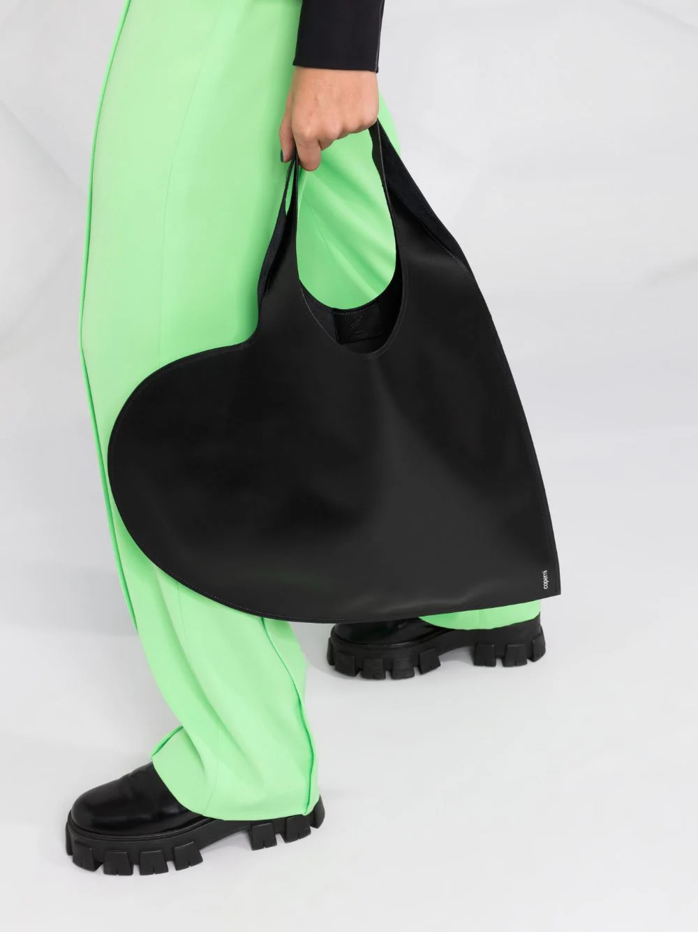 сумка в форме сердца