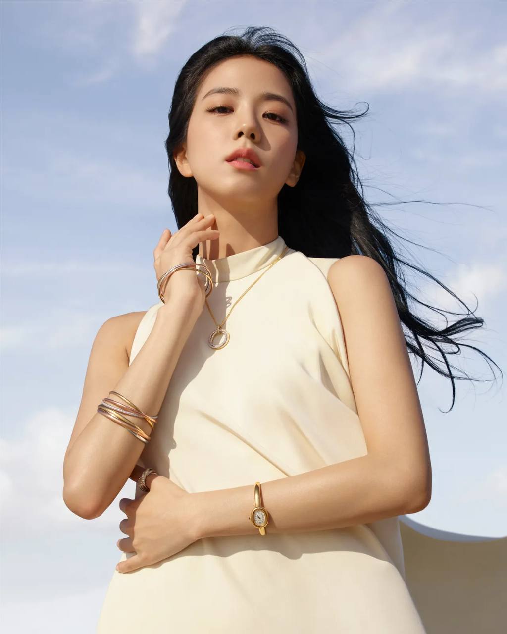 Джису Blackpink Cartier Trinity Centenary