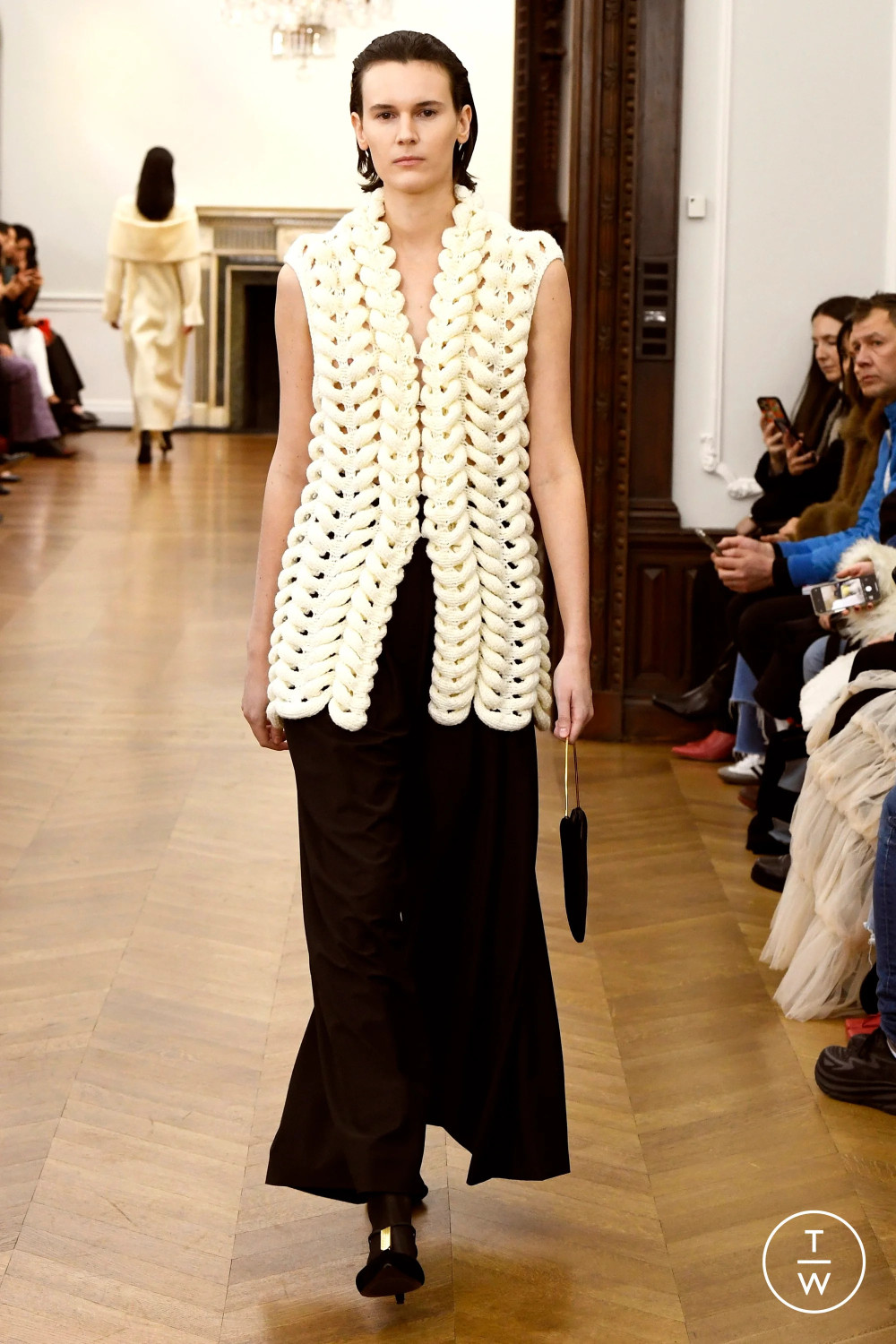 Неделя моды в Нью-Йорке AW 2024