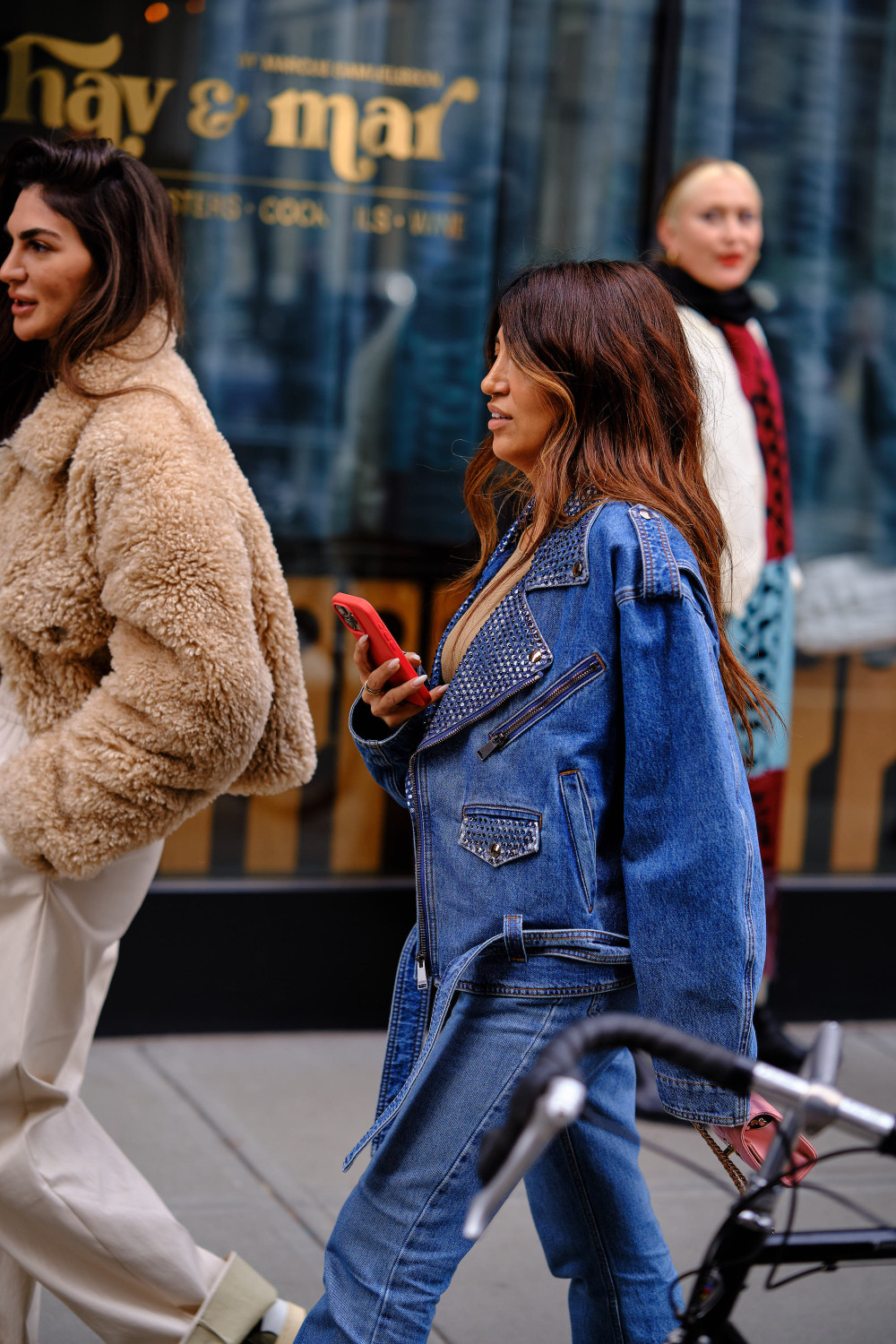 стритстайл Недели моды в Нью-Йорке