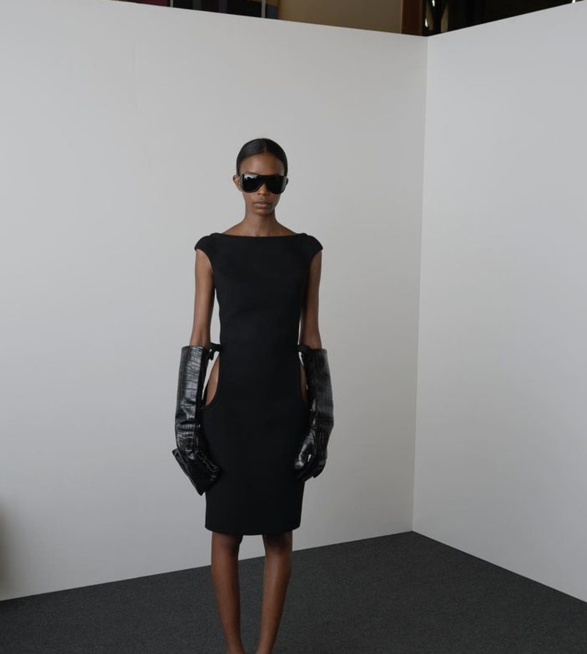 необычные аксессуары FW 2024