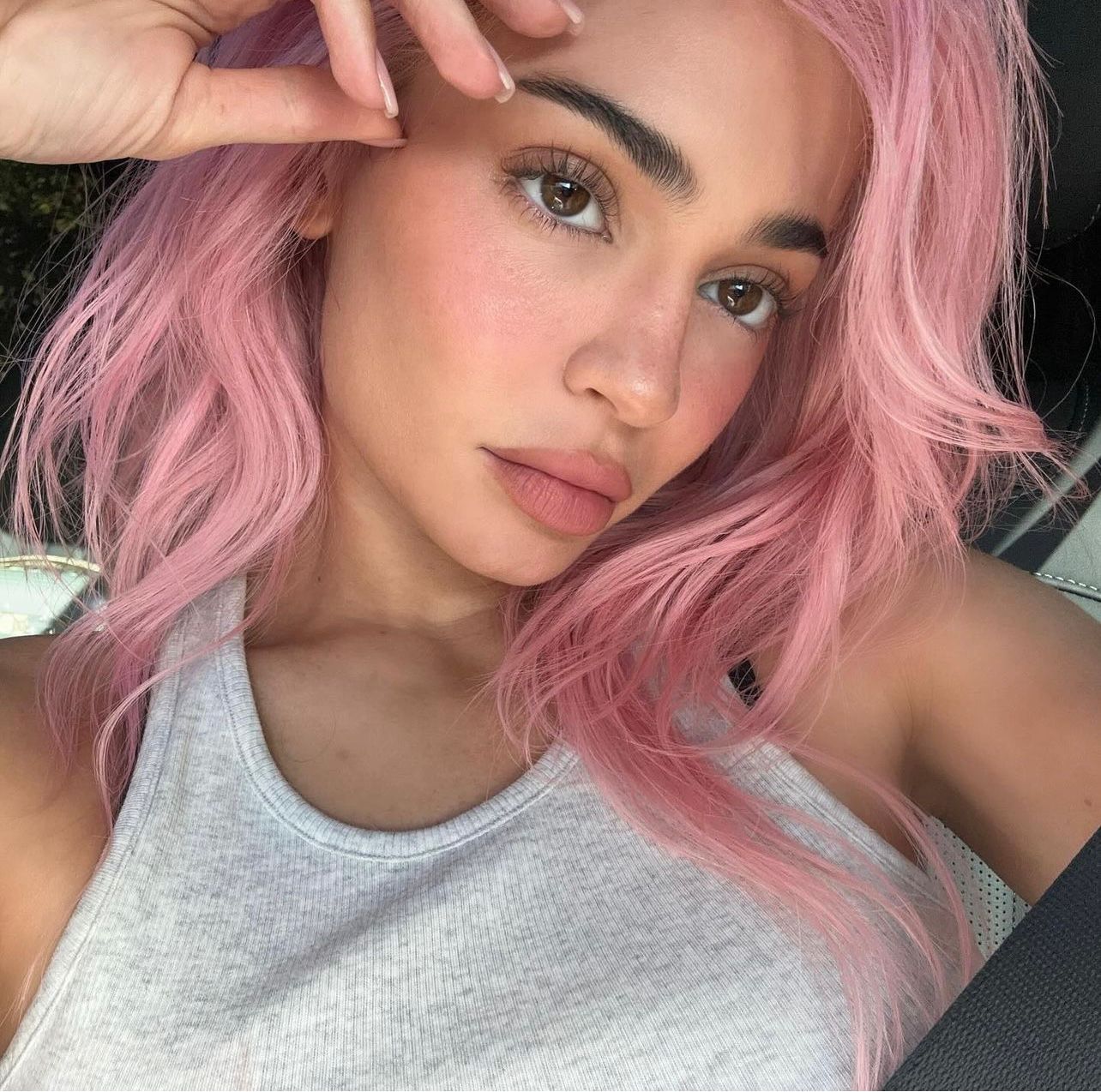 Розовый блонд 2024