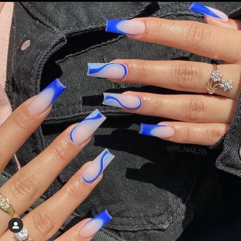 Синий френч и линии