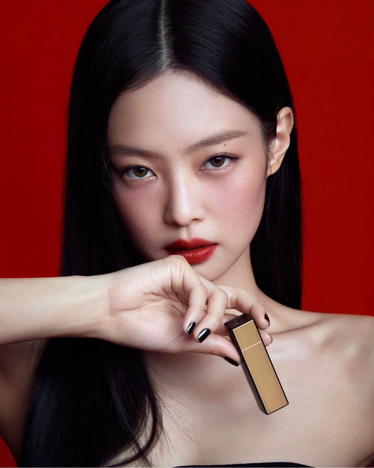 glossy black, темное окрашивание 2024