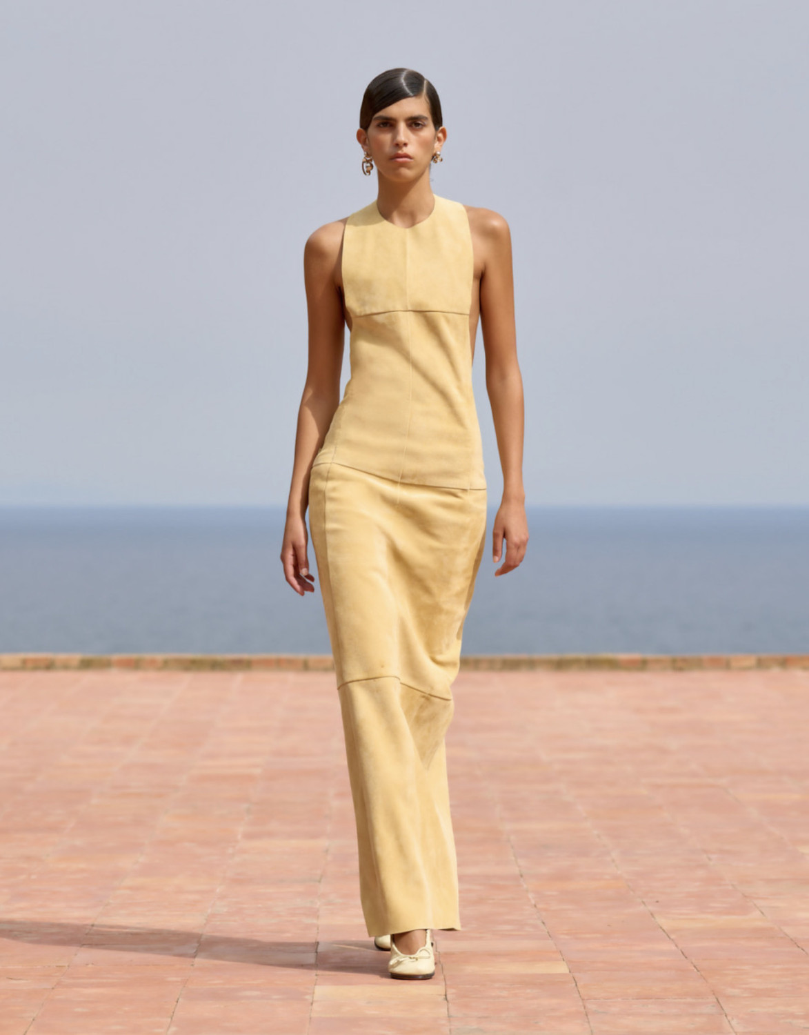 показ Jacquemus Капри 