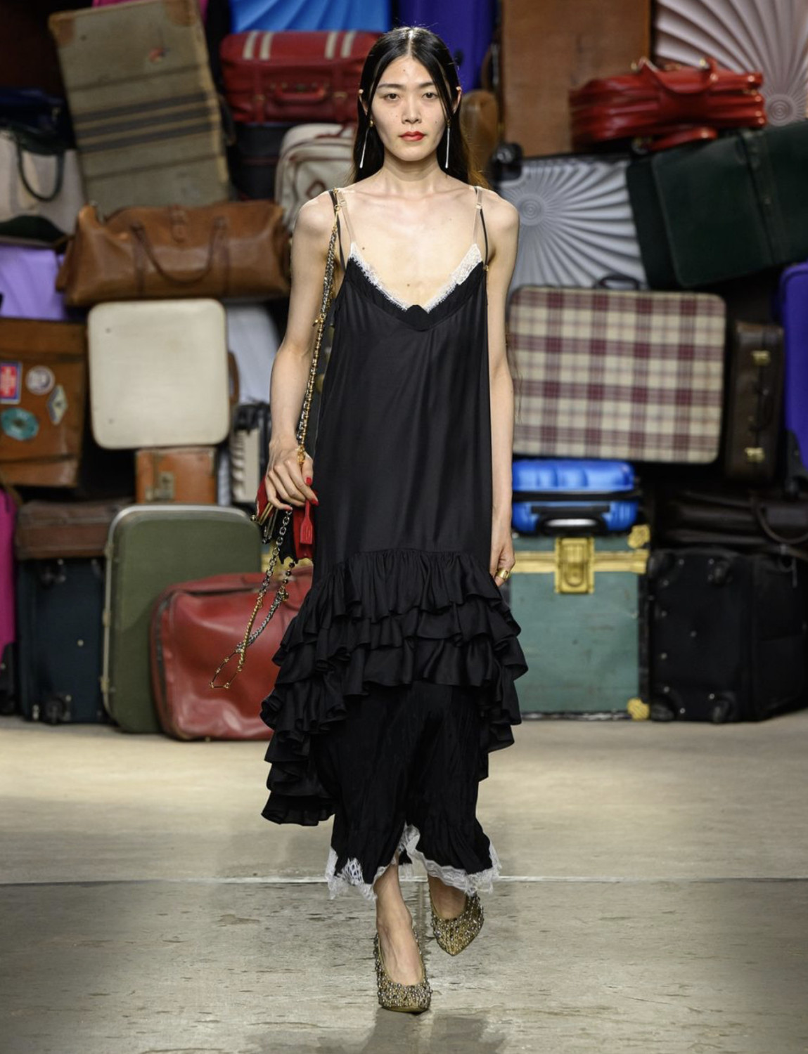 коллекция Moschino SS Resort 2025