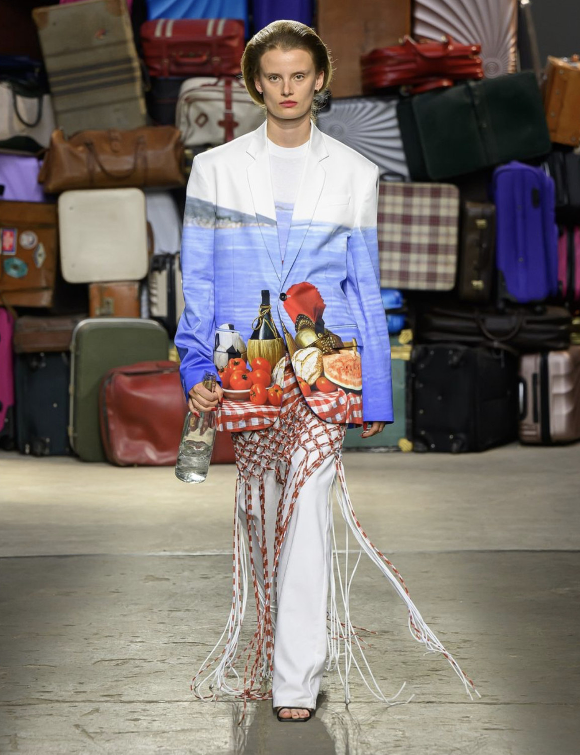 коллекция Moschino SS Resort 2025