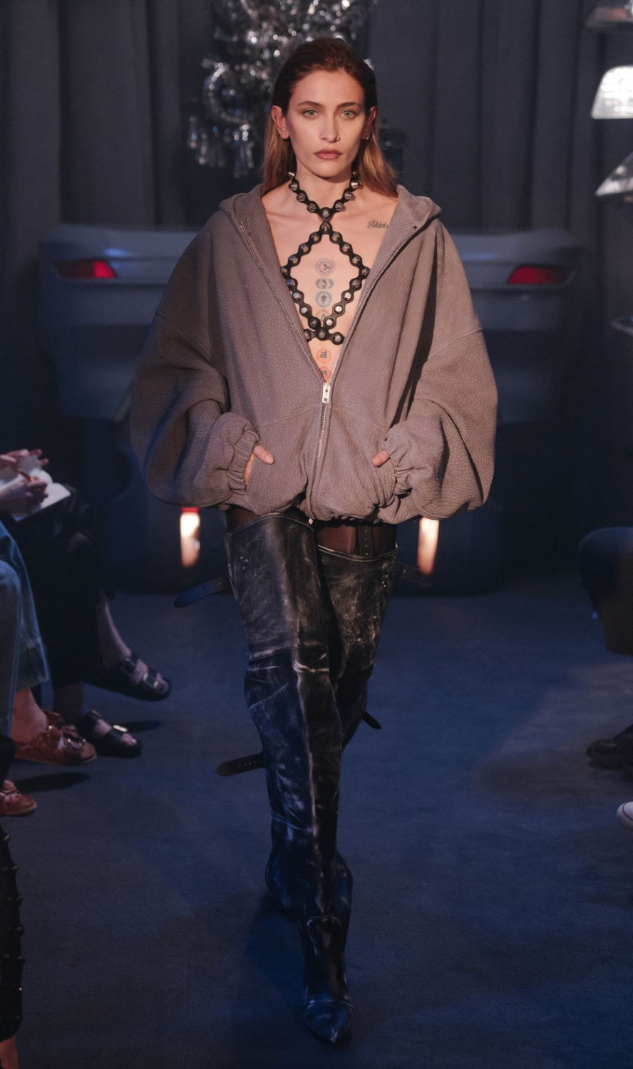 показ Alexander Wang FW 2024