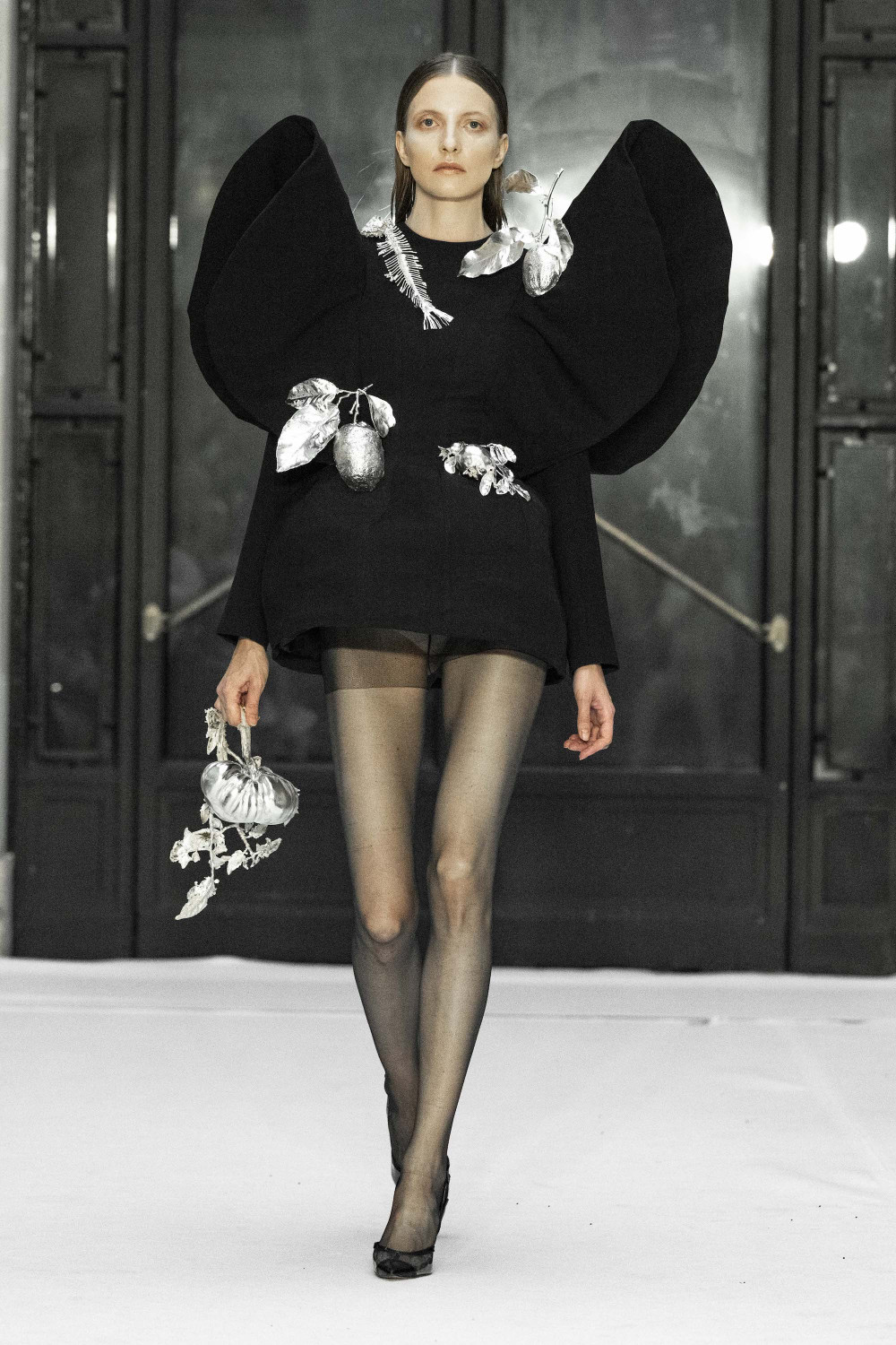 первый день Недели высокой моды