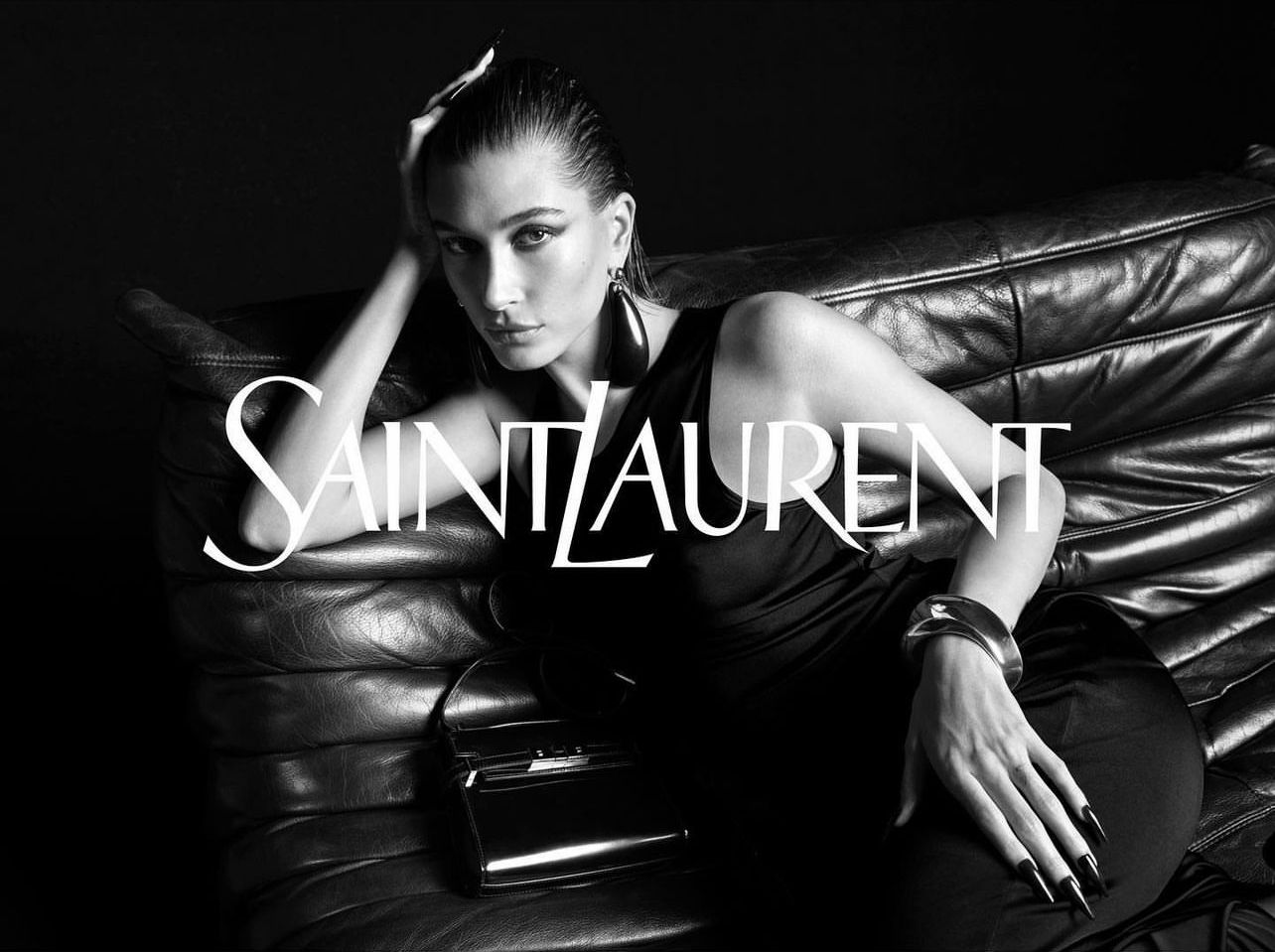Хейли на фотосессии у Saint Laurent Хейли на фотосессии у Saint Laurent